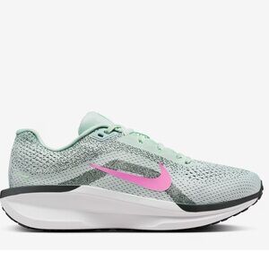 Nike Winflo 11 Running Shoe Women's